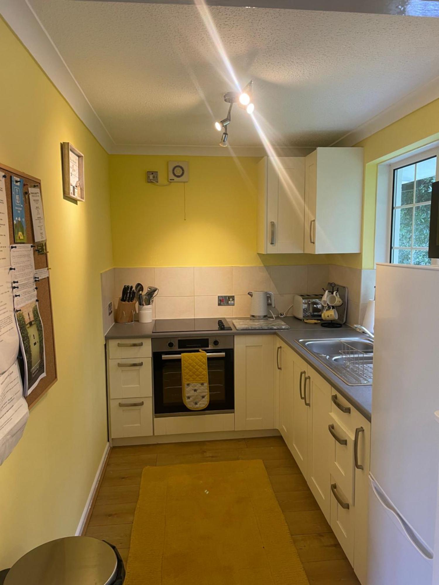Bumblebee Lodge Saint Cleer Esterno foto