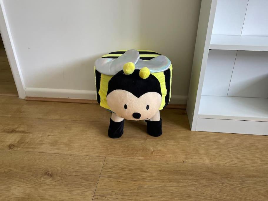 Bumblebee Lodge Saint Cleer Esterno foto